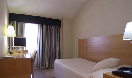 Hotel Infanta Mercedes | Madrid | Single Room